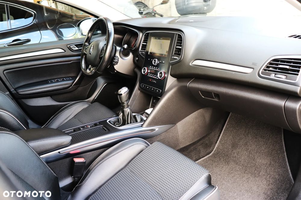 Renault Megane ENERGY dCi 130 BOSE EDITION - 24