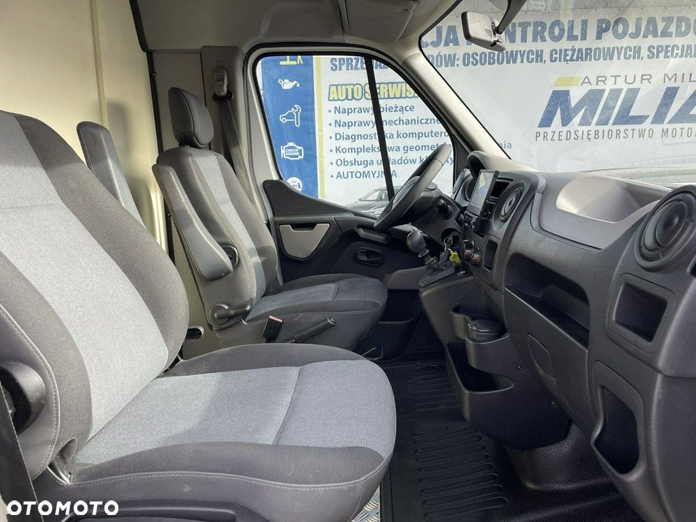 Renault Master - 24