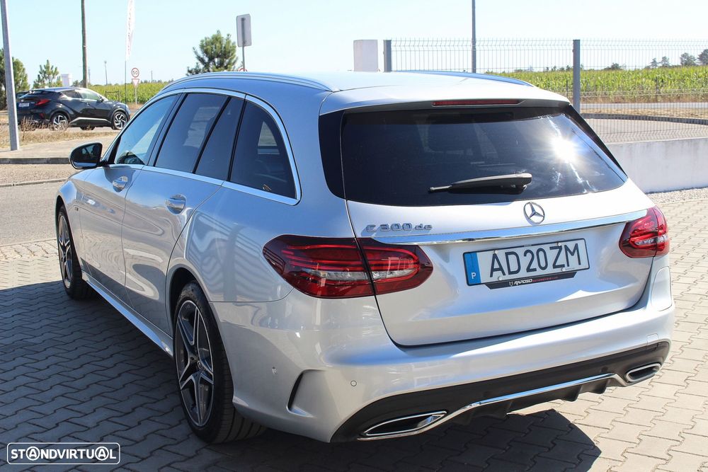 Mercedes-Benz C 300 de AMG Line - 19