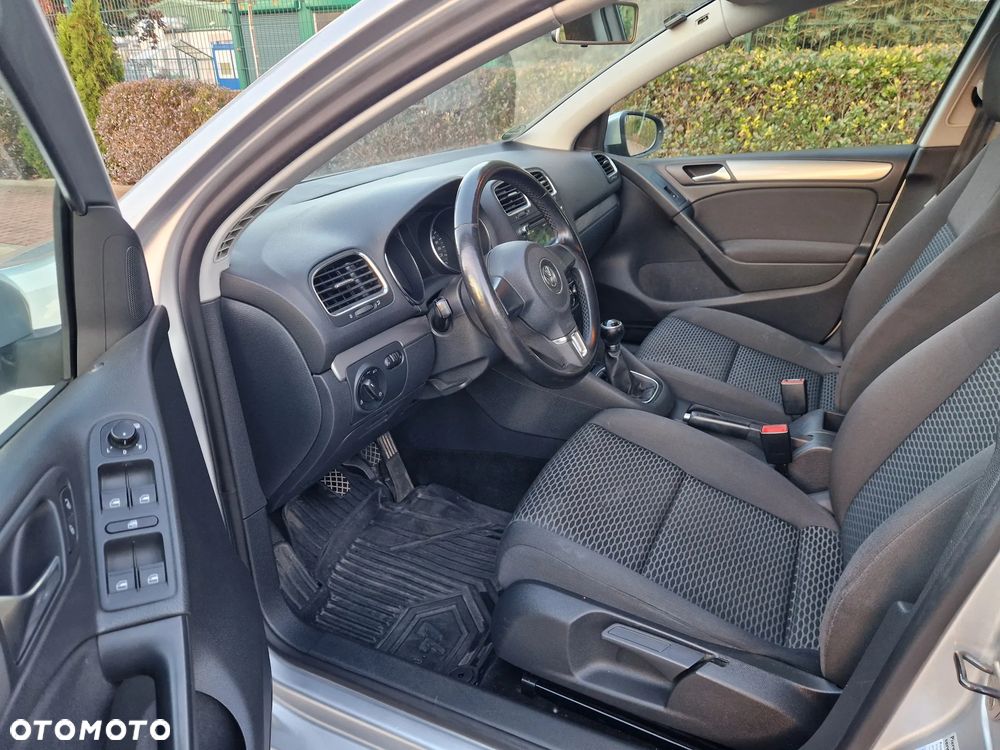 Volkswagen Golf - 14