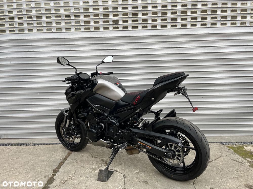 Kawasaki Z 900 - 13