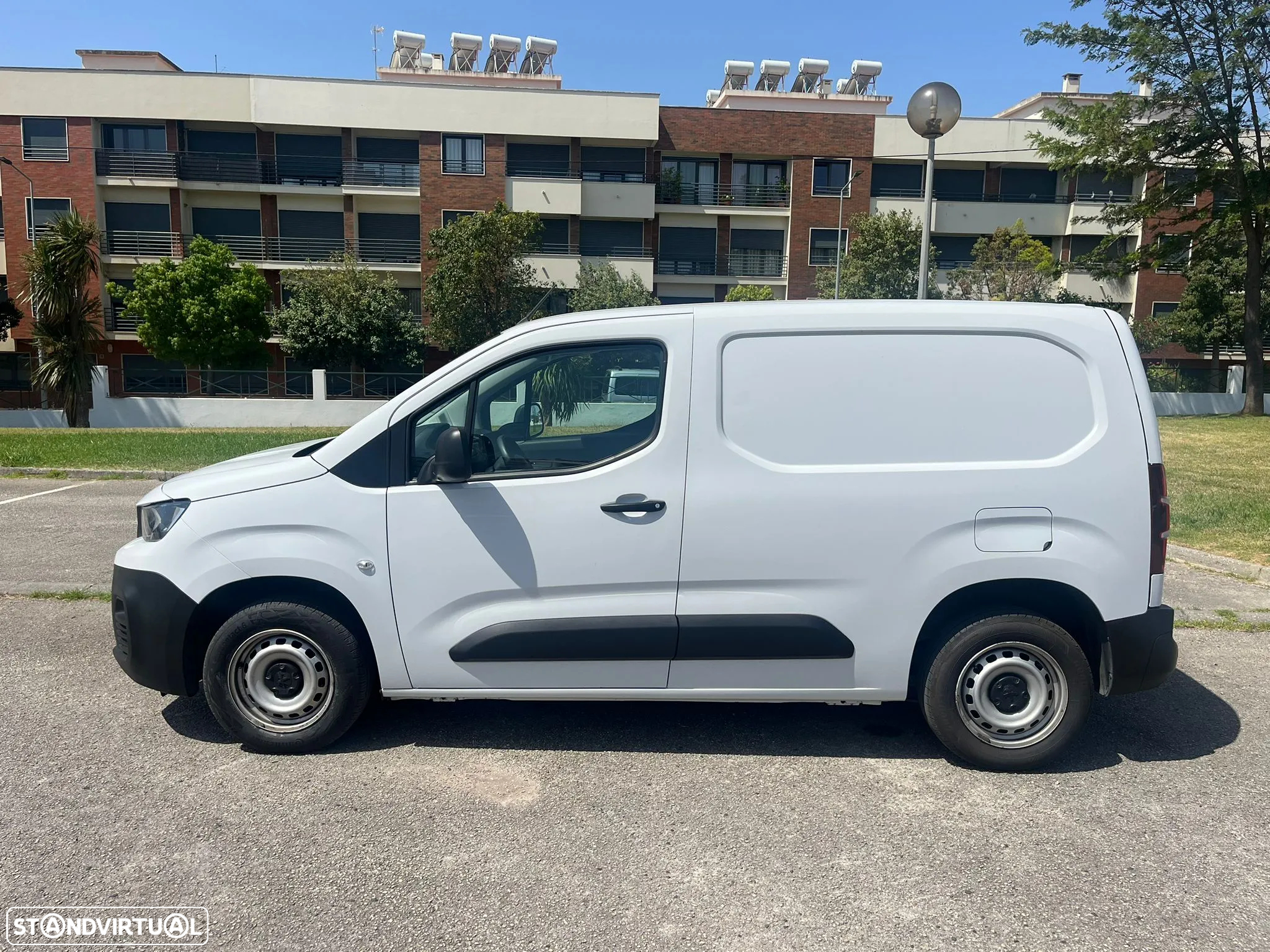 Peugeot PARTNER 1.5 HDI 102cv - AR CONDICIONADO - IVA DEDUTIVEL - 20