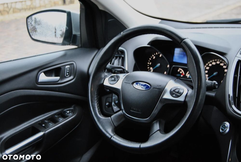 Ford Kuga 2.0 TDCi 4x4 Titanium - 10