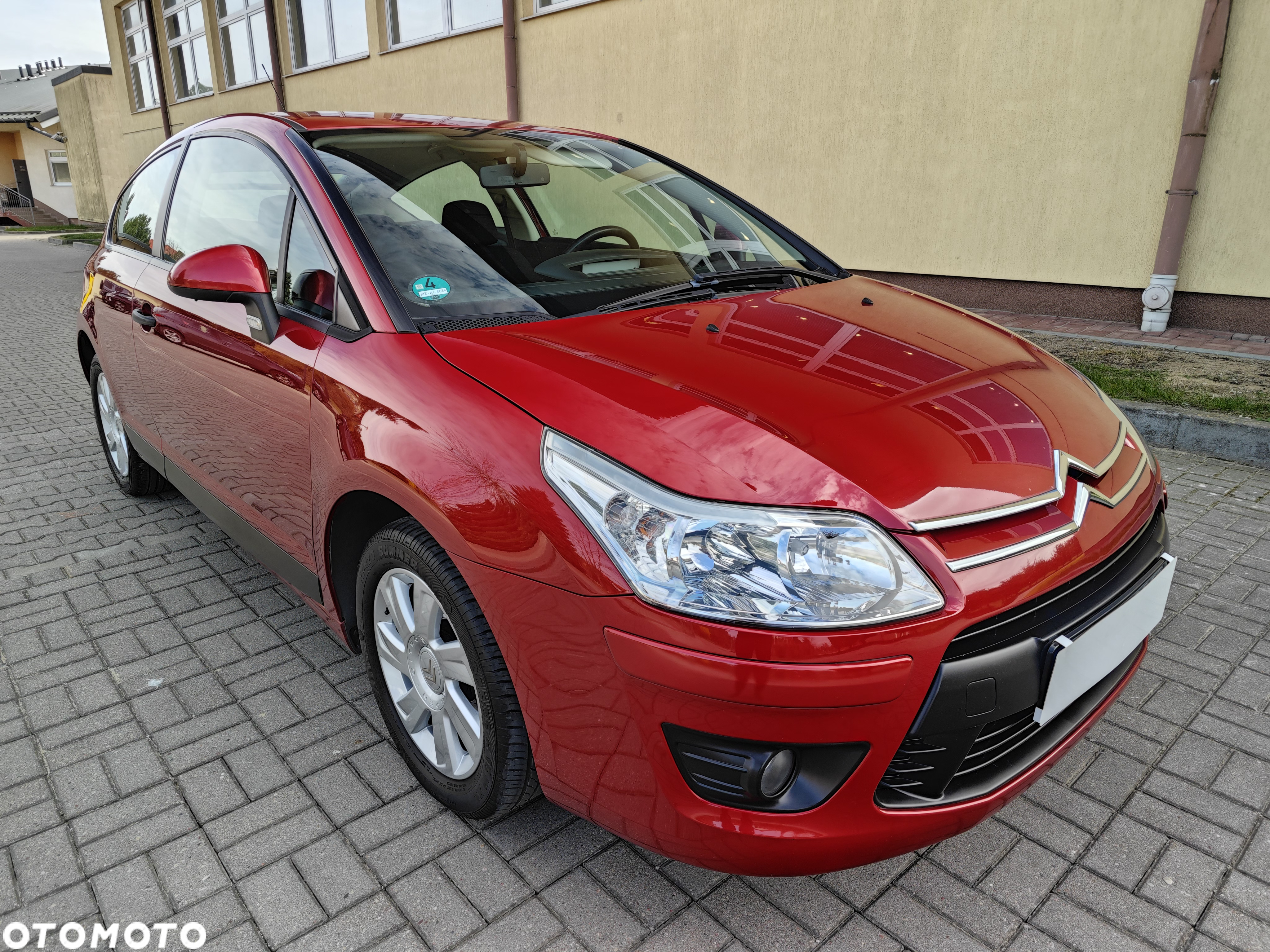 Citroën C4 Coupe 1.4 16V Advance - 12