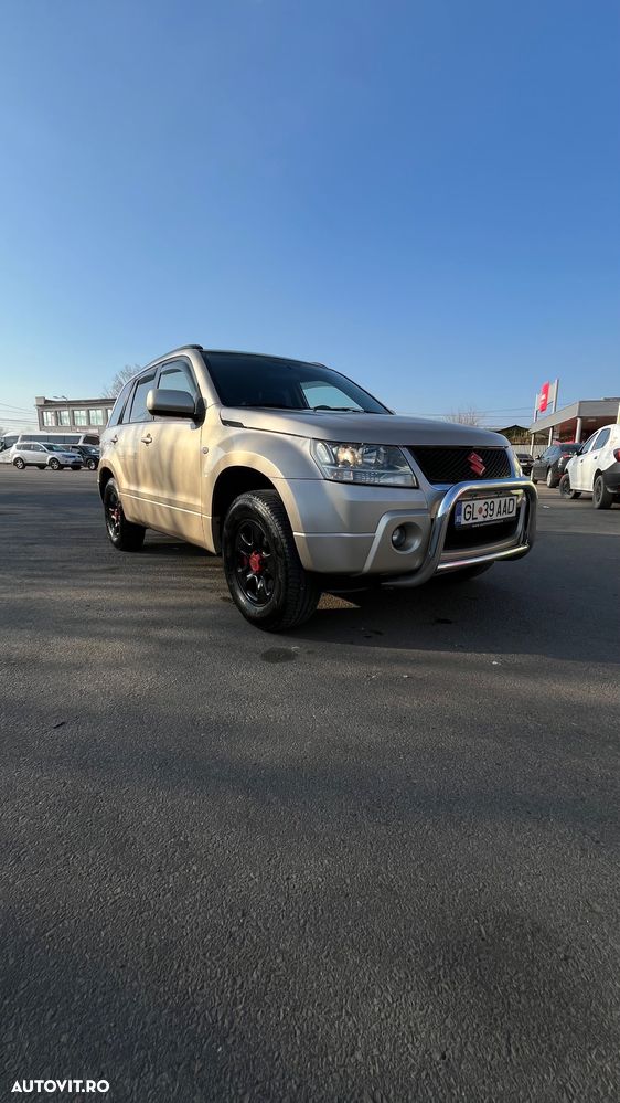 Suzuki Grand Vitara - 2