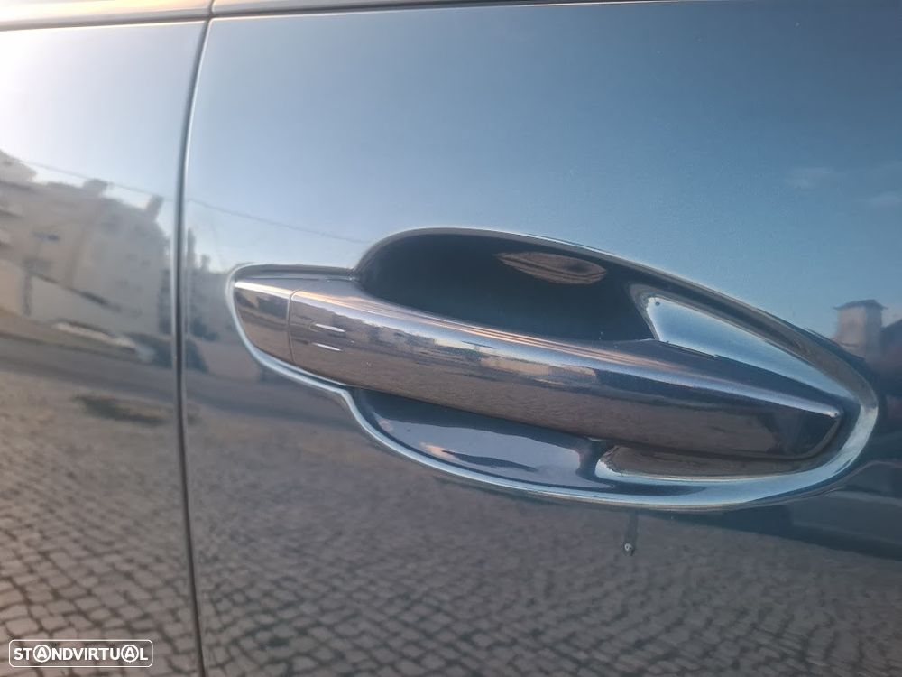 Peugeot 3008 1.6 Hybrid Allure e-EAT8 - 51