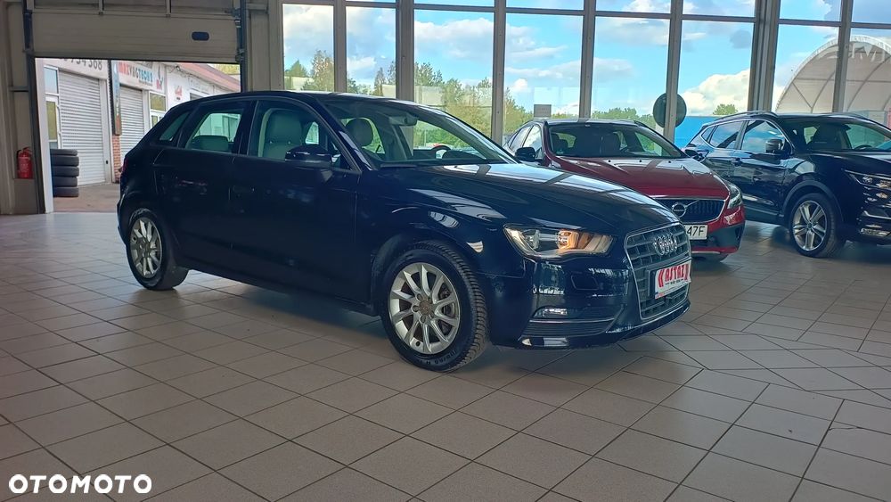 Audi A3 Sportback 1.4 TFSI Ambiente - 21