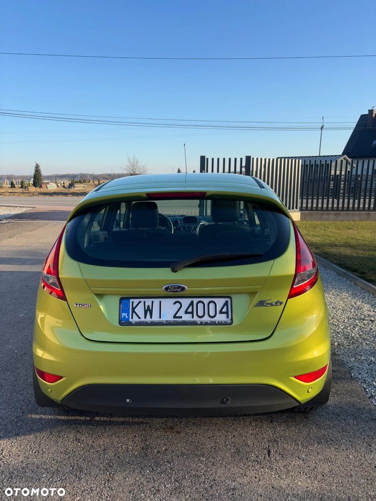 Ford Fiesta - 11