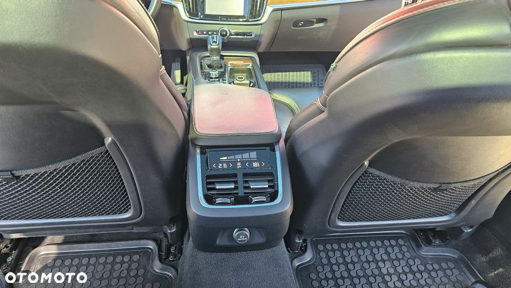 Volvo V90 D4 Inscription - 19