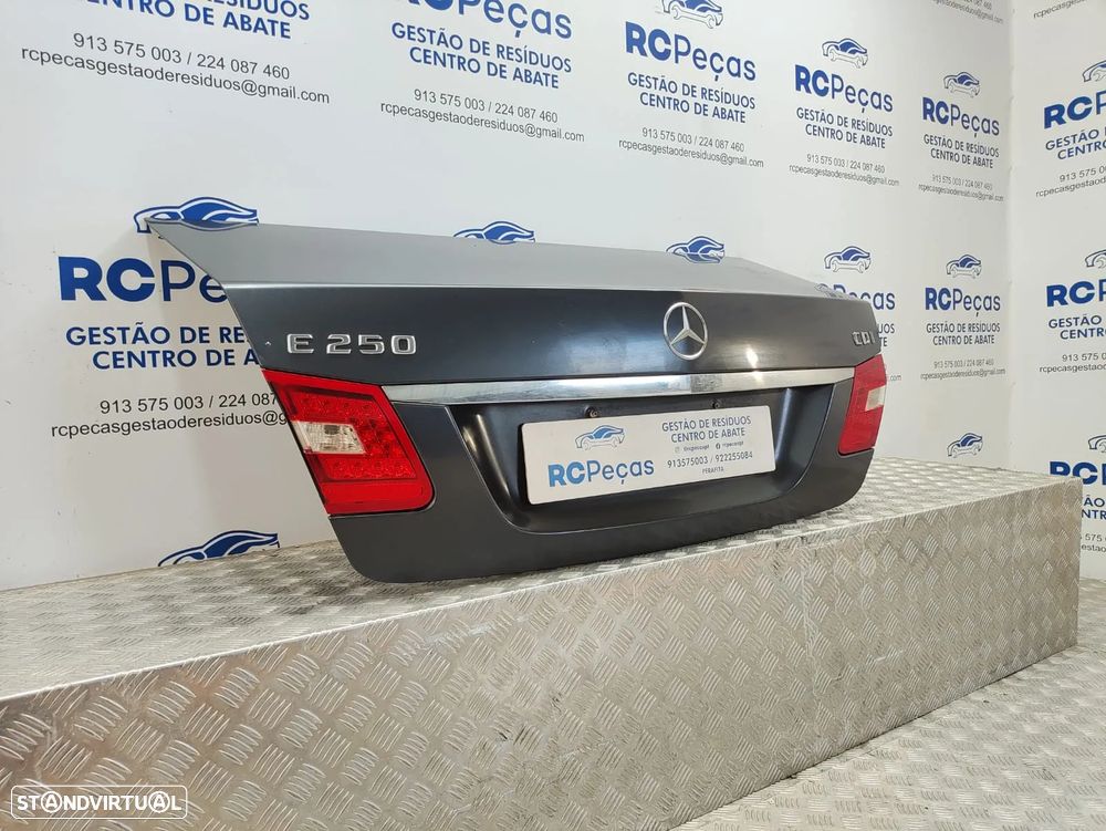 Porta Tampa de mala Mercedes Benz Class E W212 - 3