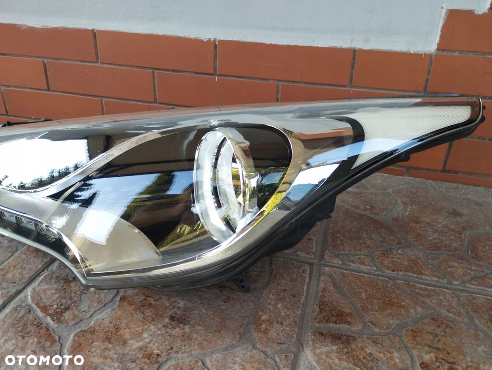Lampa lewa ZWYKŁA LED Hyundai Veloster - 2