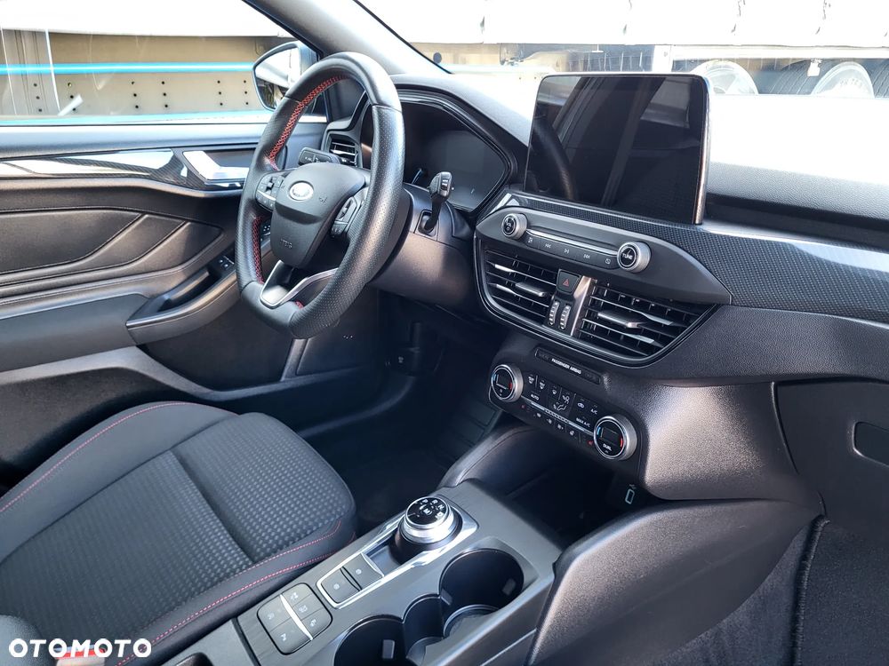Ford Focus 1.5 EcoBoost STart-Stopp-System ST-LINE X - 34
