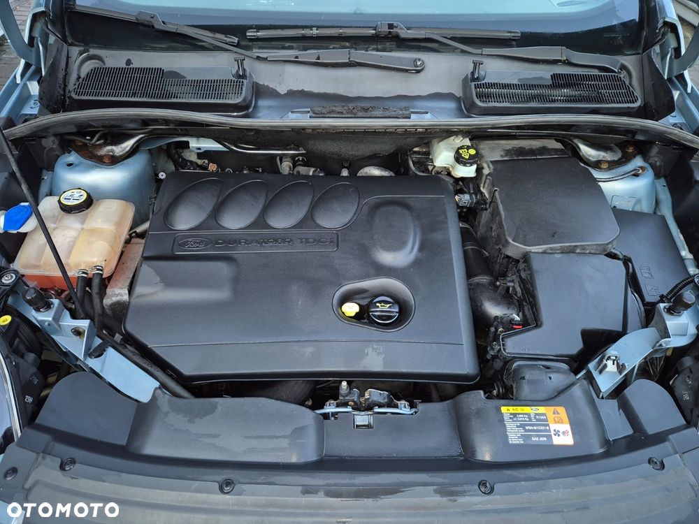 Ford Kuga 2.0 TDCi Trend - 4