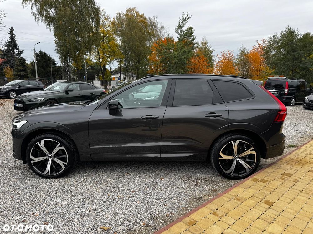 Volvo XC 60 B4 D AWD Plus Dark - 11