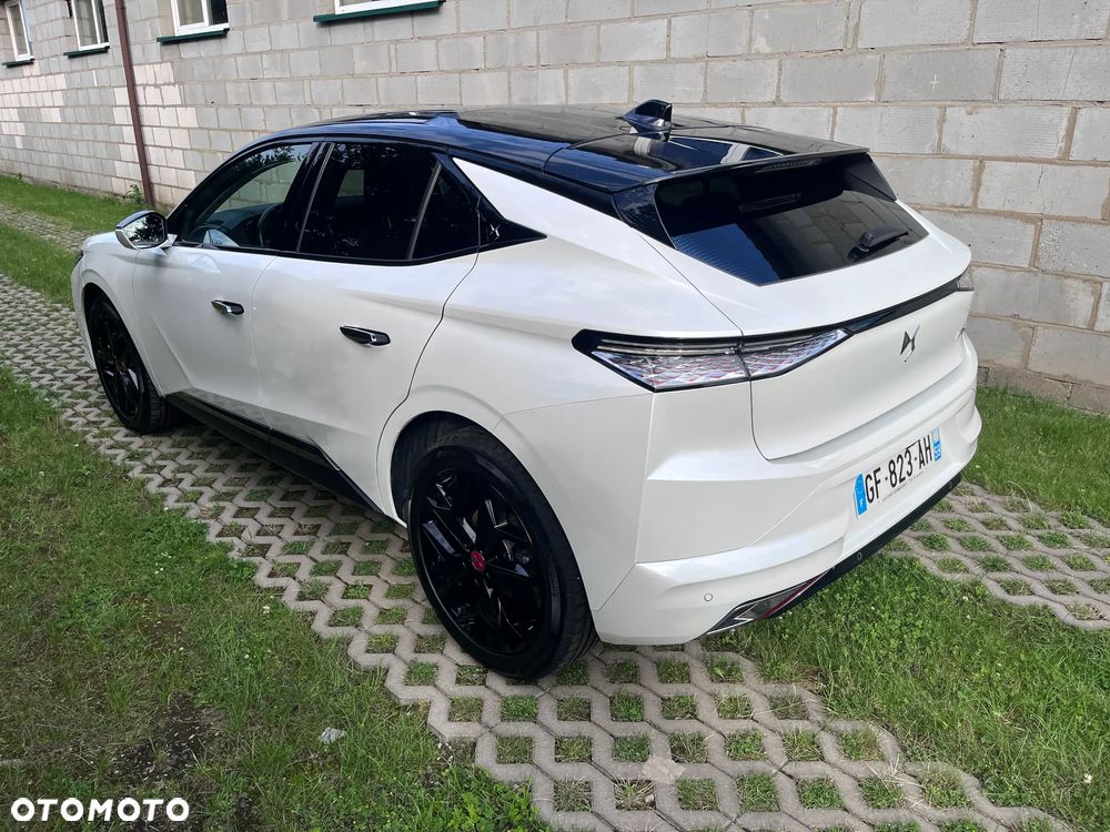 DS Automobiles DS 4 1.5 BlueHDi Performance Line + - 2