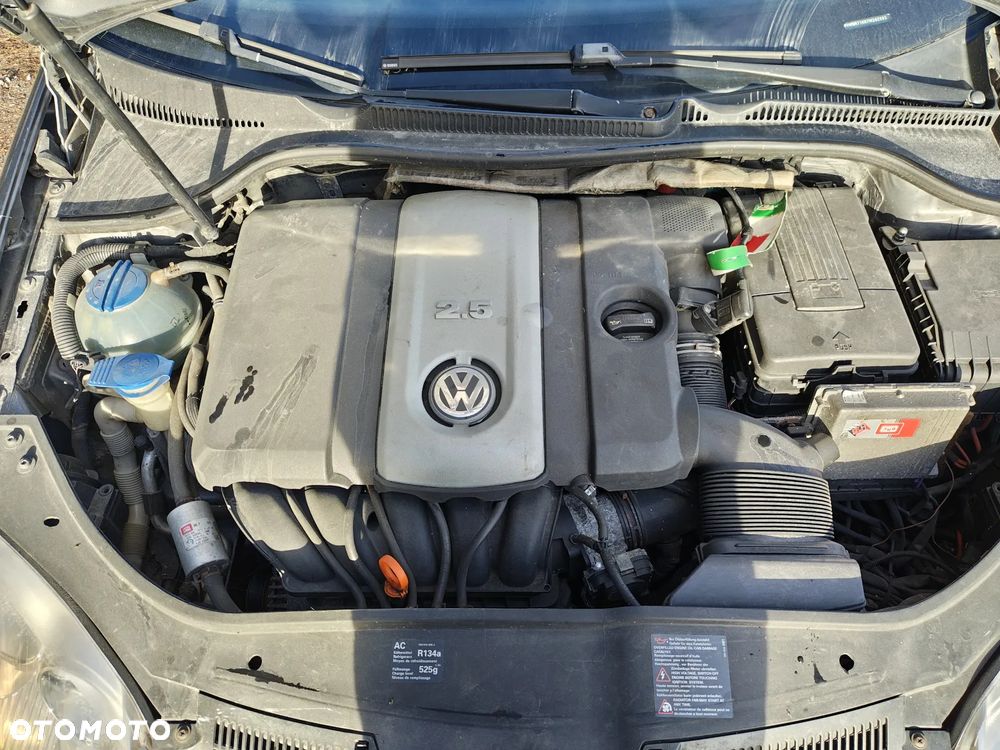 Volkswagen Golf - 8