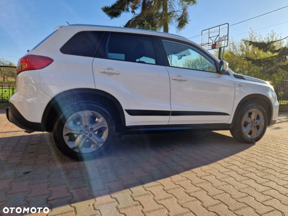 Suzuki Vitara 1.6 Premium 2WD - 9