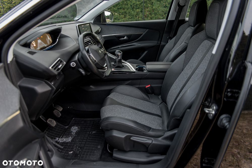 Peugeot 3008 BlueHDi 130 Stop & Start Allure - 23