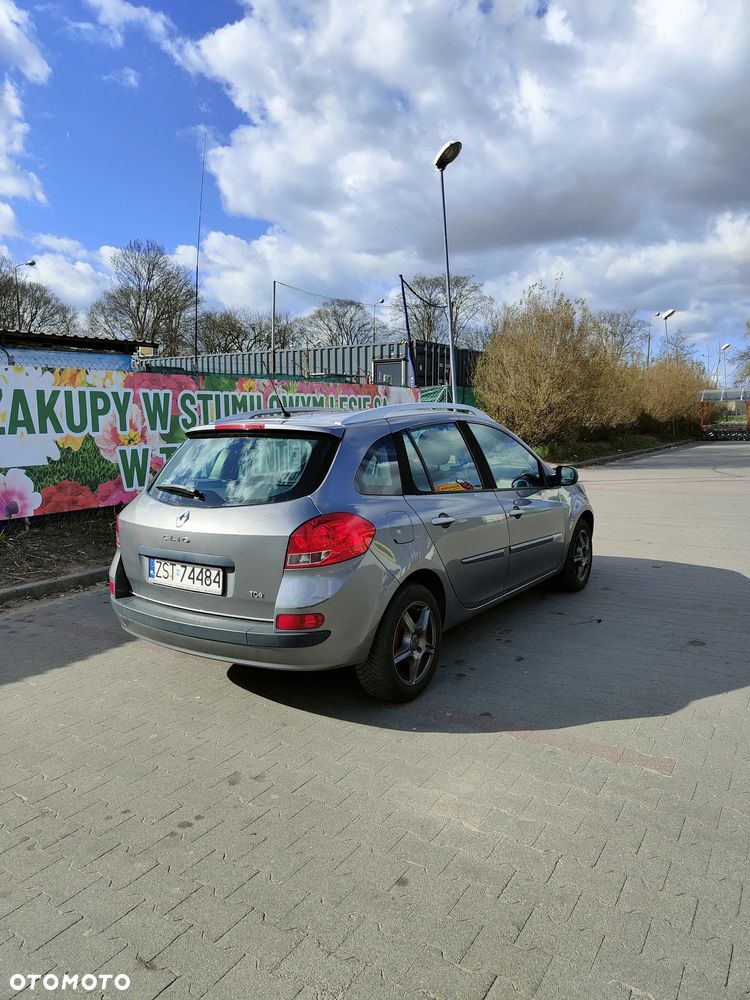 Renault Clio 1.2 16V TCE Alize - 25