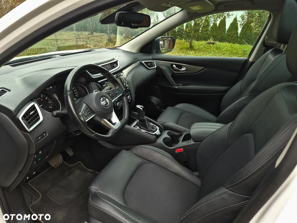 Nissan Qashqai - 11