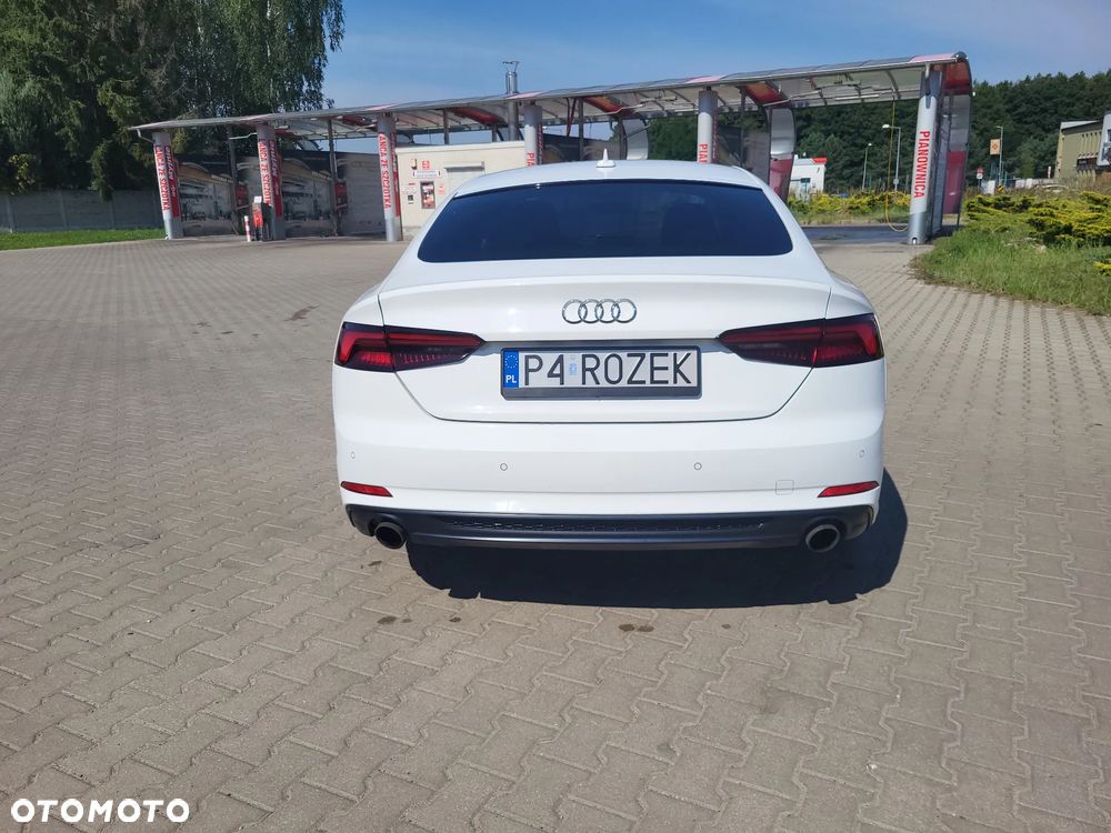 Audi A5 Sportback 40 TFSI S tronic - 4