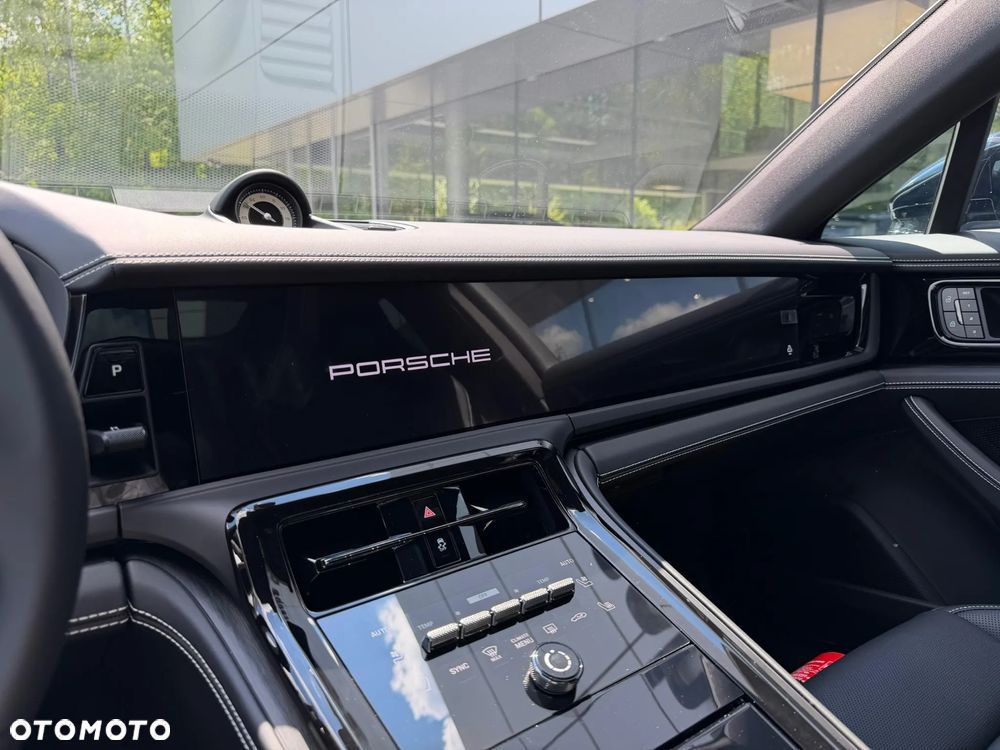 Porsche Panamera 4S E-Hybrid - 25