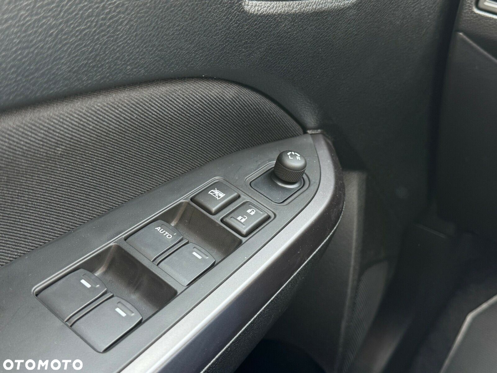Suzuki Vitara - 20