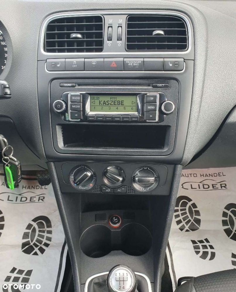 Volkswagen Polo - 23