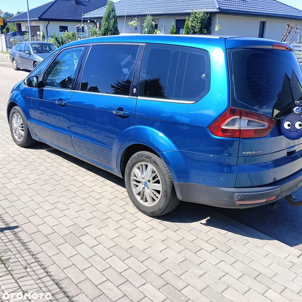 Ford Galaxy - 4