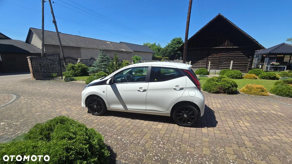 Toyota Aygo - 10