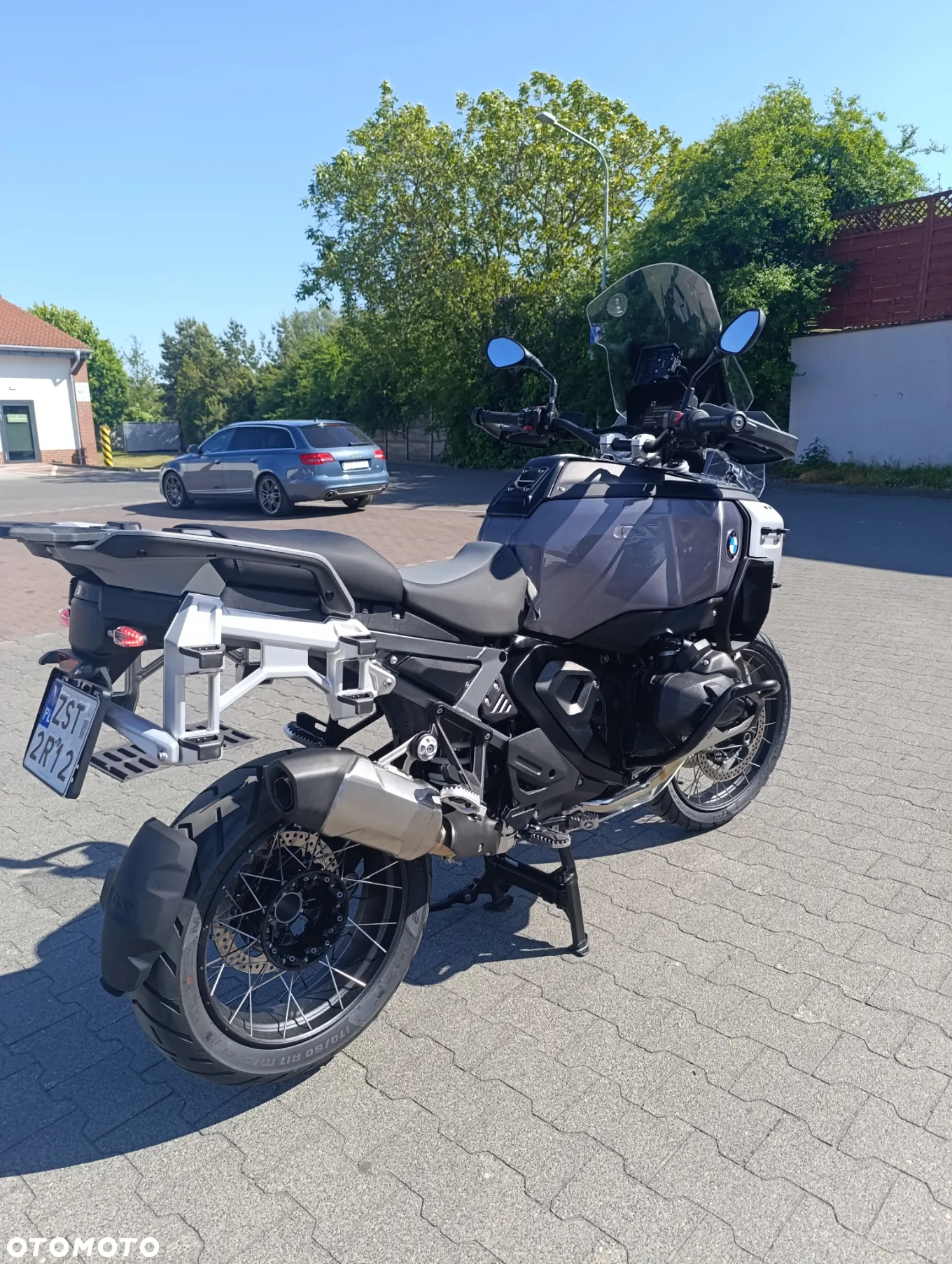 BMW Adventure