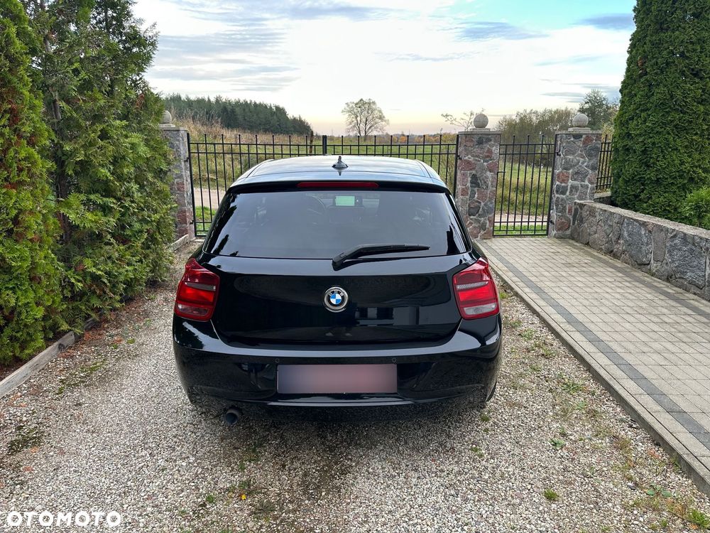 BMW Seria 1 116i - 16