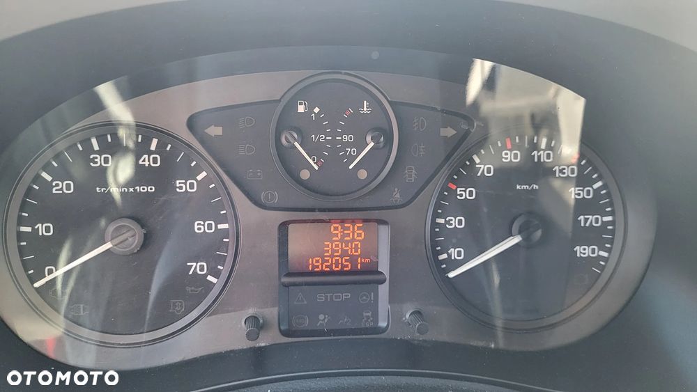 Peugeot Partner - 11