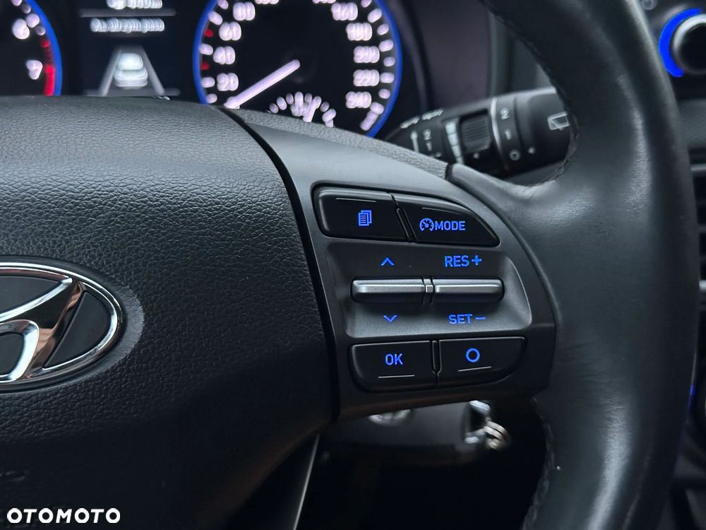 Hyundai Kona - 30