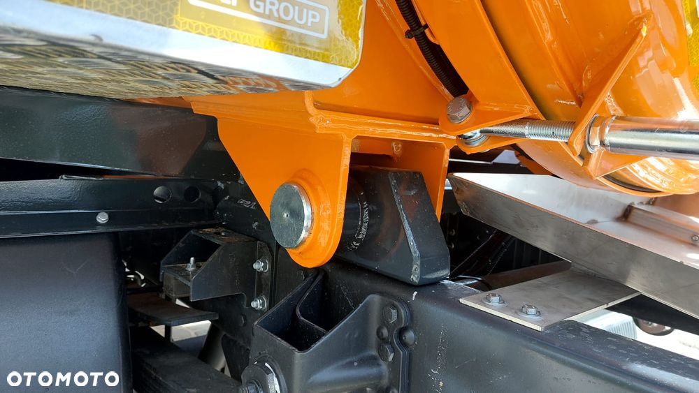 Iveco Daily 70C18 - 14