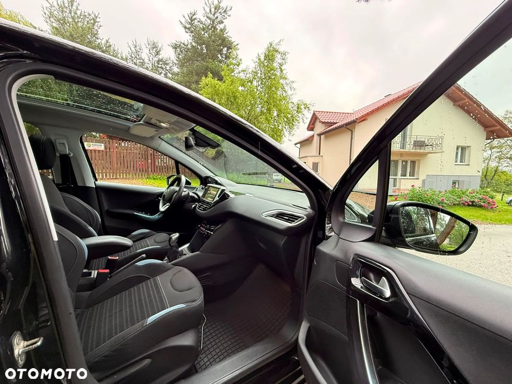 Peugeot 208 1.6 e-HDi Allure STT - 23