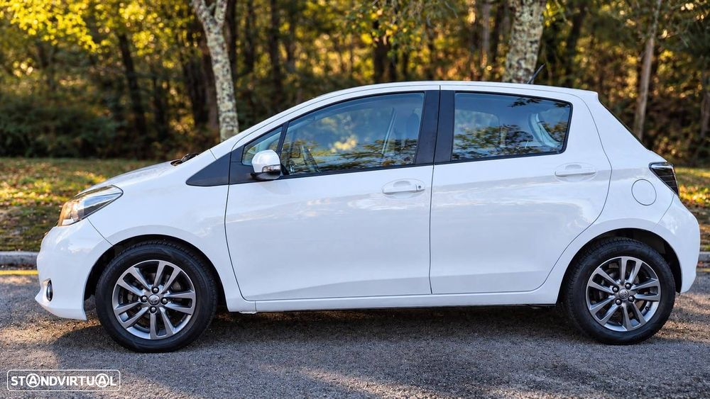 Toyota Yaris 1.4 D-4D ACtive - 5