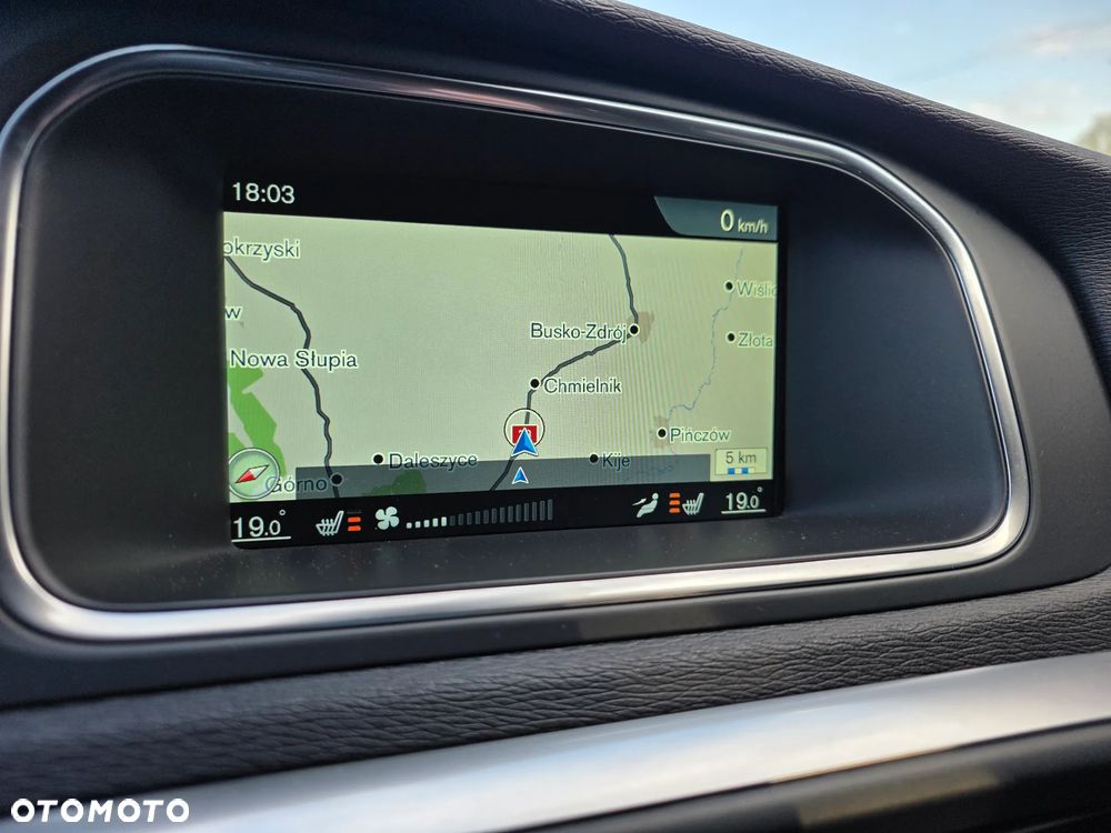 Volvo V40 D4 Drive-E R-Design Kinetic - 24