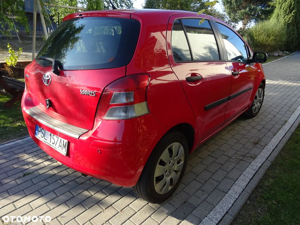 Toyota Yaris - 8