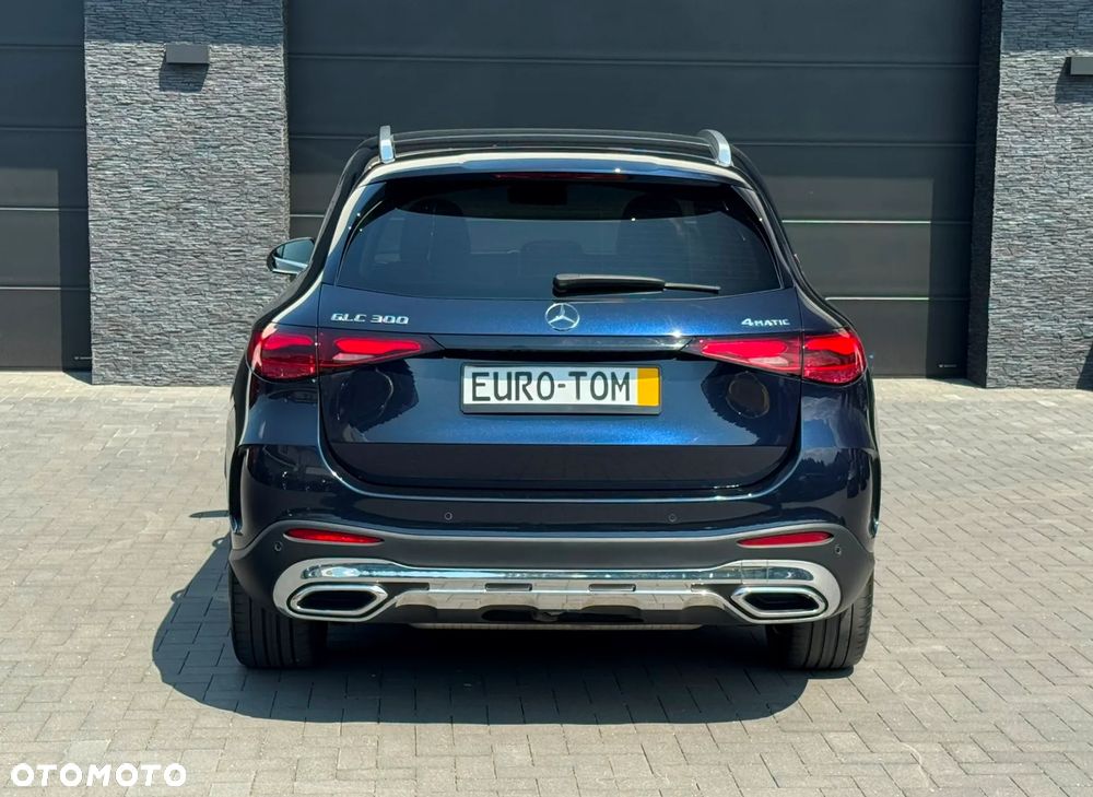 Mercedes-Benz GLC 300 4Matic 9G-TRONIC AMG Line Advanced - 5