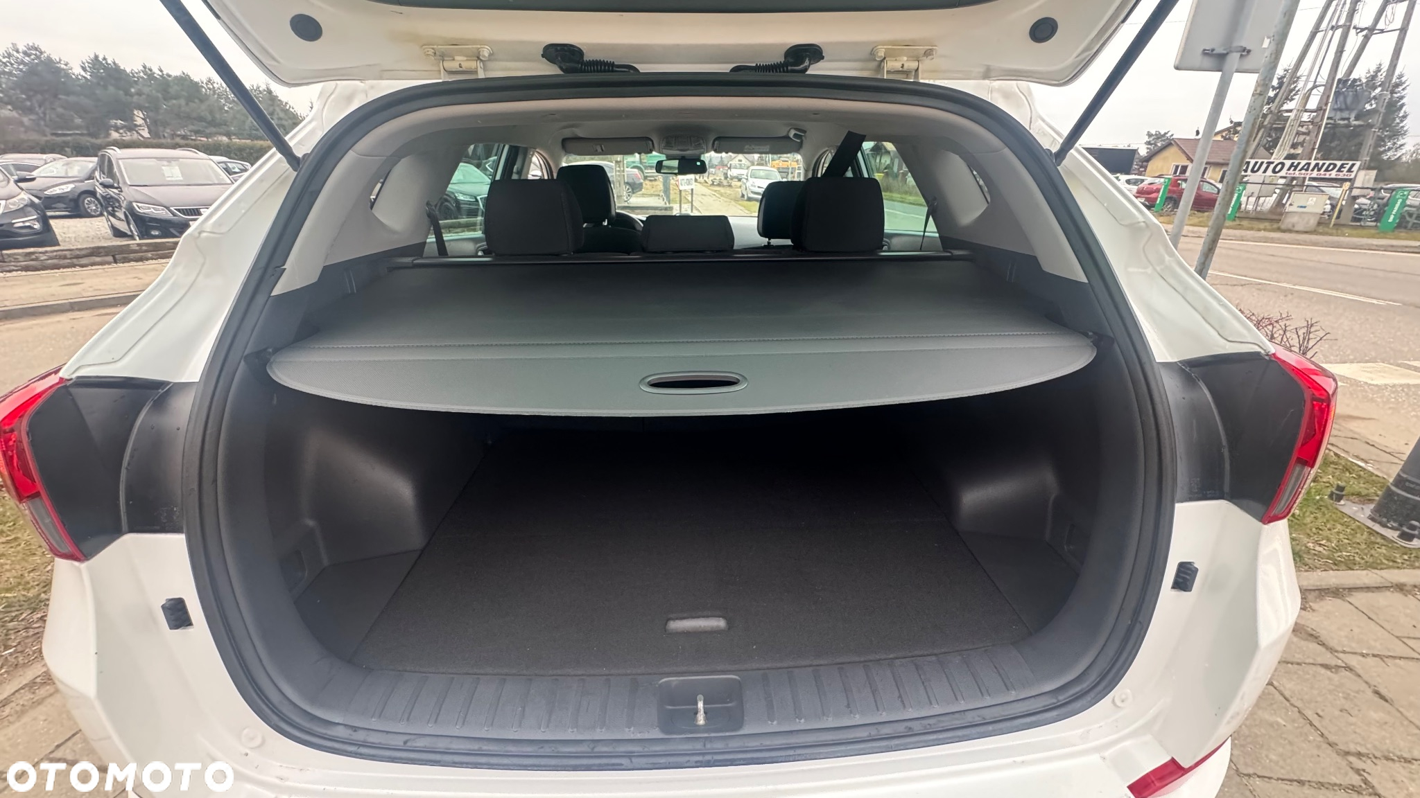 Hyundai Tucson 2.0 CRDi 4WD Automatik Advantage - 20