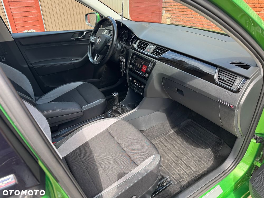Skoda RAPID 1.2 TSI (Green tec) Joy - 15