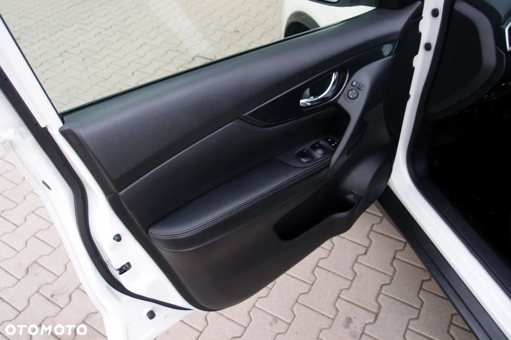 Nissan X-Trail 2.0 dCi N-Vision Xtronic 4WD - 27