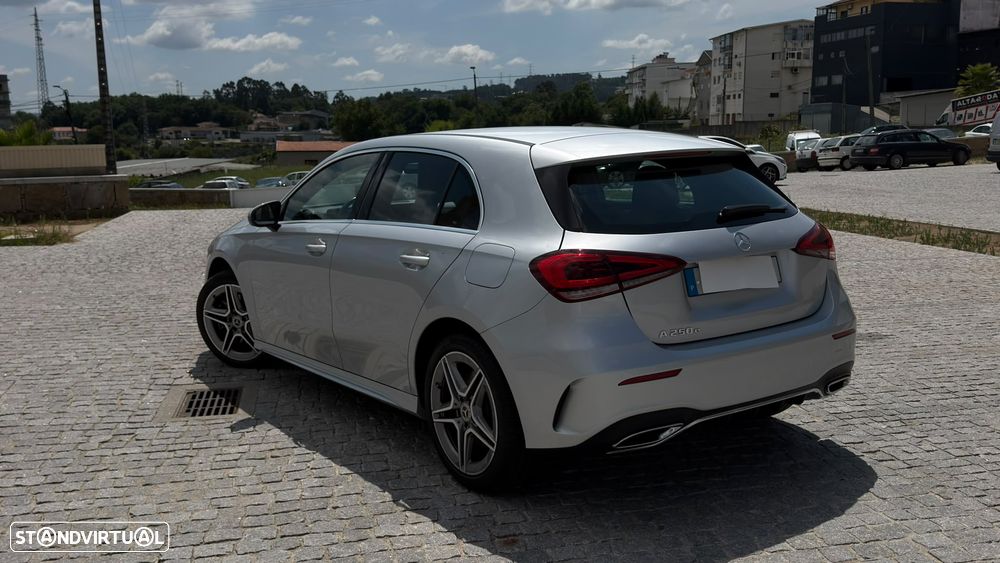 Mercedes-Benz A 250 e AMG Line - 7