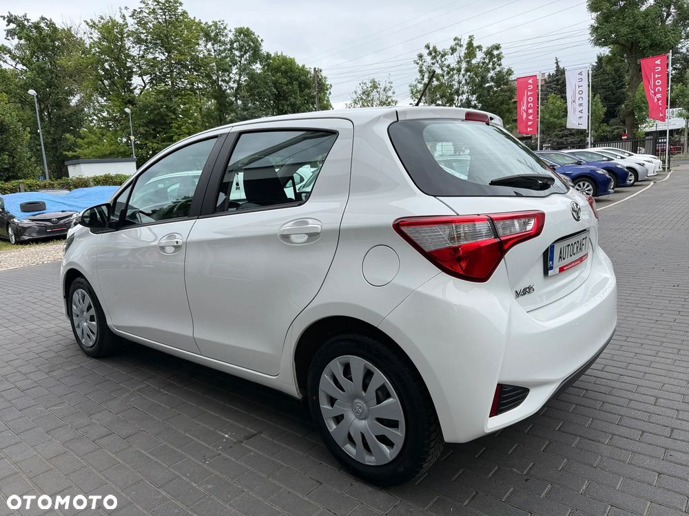 Toyota Yaris 1.0 Active - 24