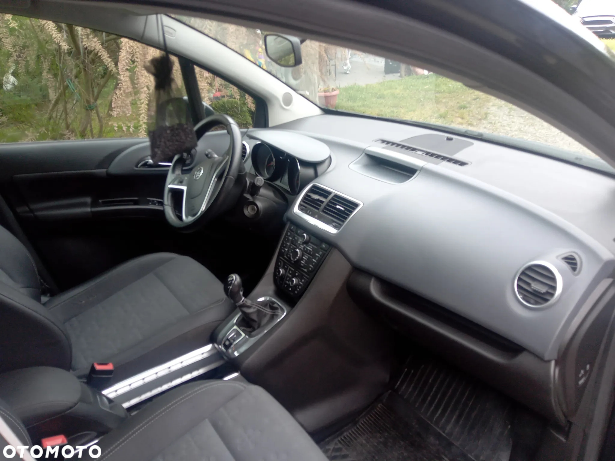 Opel Meriva - 8