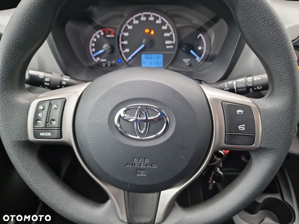 Toyota Yaris 1.0 Active EU6 - 22