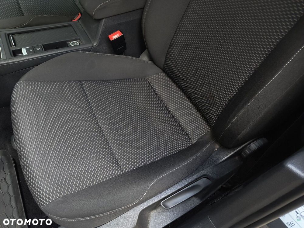 Volkswagen Golf Variant 1.0 TSI BMT Trendline - 15