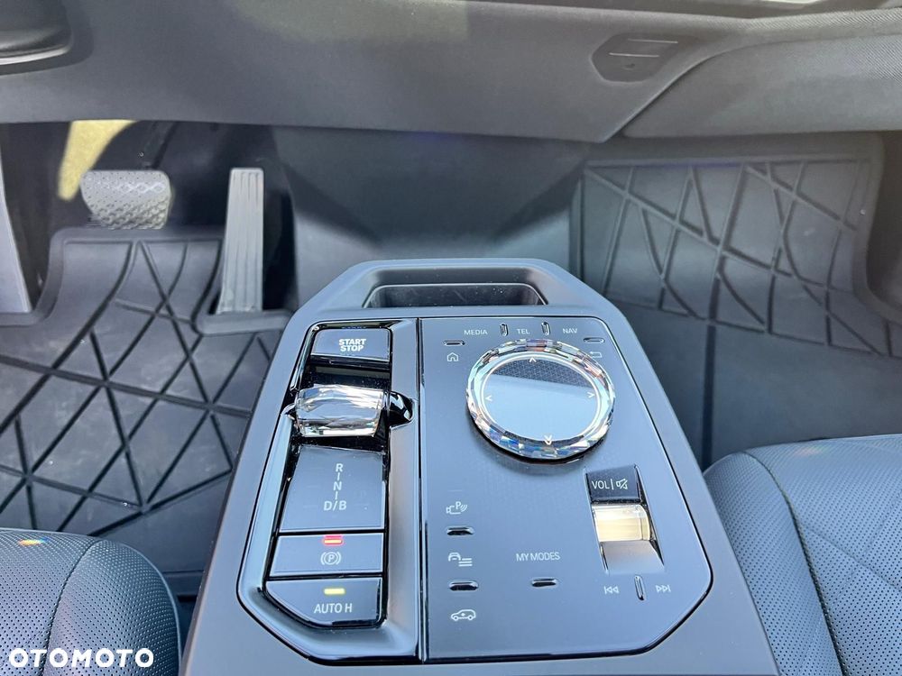 BMW iX M60 111.5kWh - 14