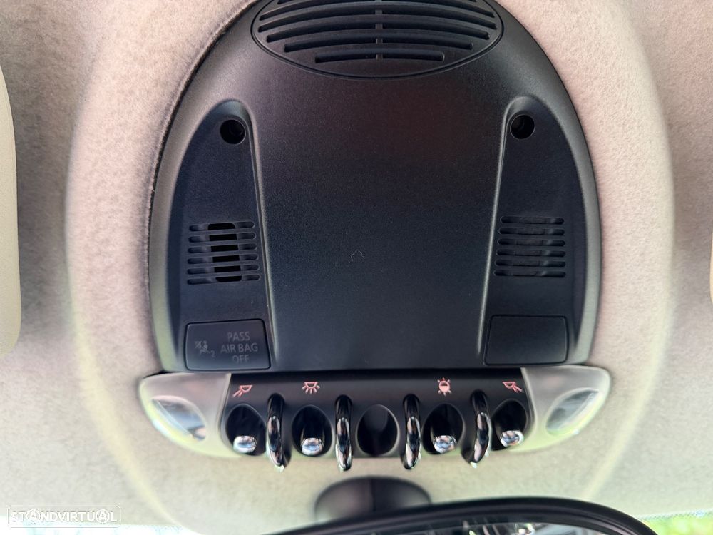 MINI 3 Portas Cooper D - 31